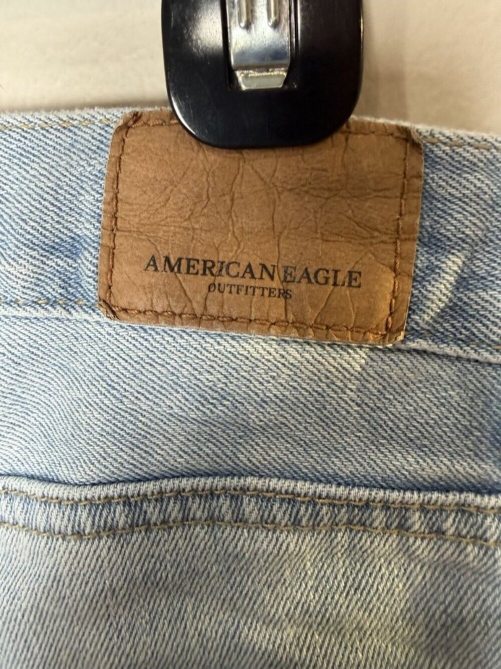 American Eagle Mom Short Jean Shorts Size 10 High Rise Cut off Frayed - Picture 5 of 9